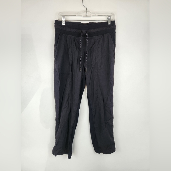 Lululemon Ready to Rulu High-Rise Crop Jogger - Size 8​ BLACK